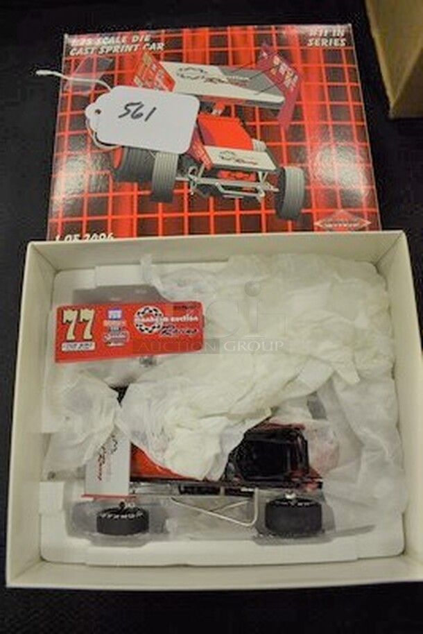 NEW IN BOX! Al Hamilton Cast Sprint  Car! 1/2496 - Image 1 of 4