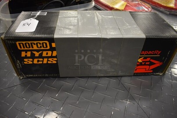 Norco KYB Hydraulic Scissors Jack In ORIGINAL BOX! Model 82001. 