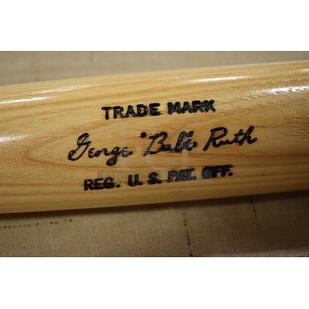 AWESOME! Louisville Slugger Bat Made To Babe's Ruth Own Specifications With Signature! Comes With Certificate Of Authenticity! R1935  - Image 3 of 6