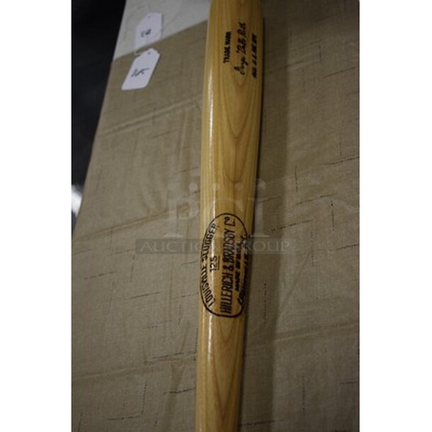 AWESOME! Louisville Slugger Bat Made To Babe's Ruth Own Specifications With Signature! Comes With Certificate Of Authenticity! R1935  - Image 4 of 6