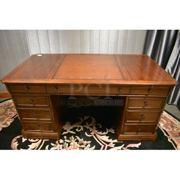 AMAZING! Hooker Furniture Wooden Executive Desk! 66x36x31.5 