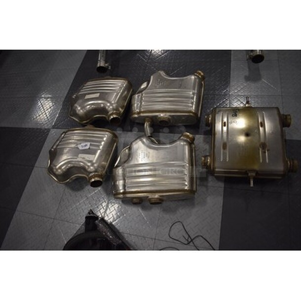 5 AMG GL OEM Mercedes Benz Exhaust Take Offs! 5x Your Bid! - Image 3 of 8