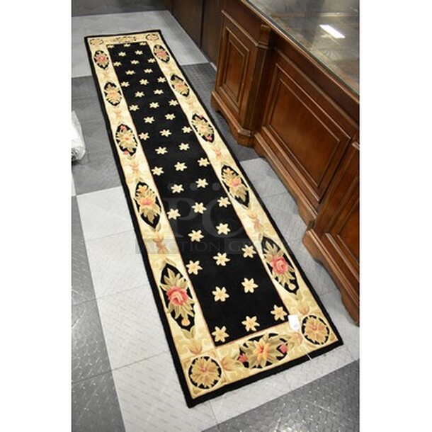 Black and Floral Decorative Rug! 118x1x27 - Image 2 of 3