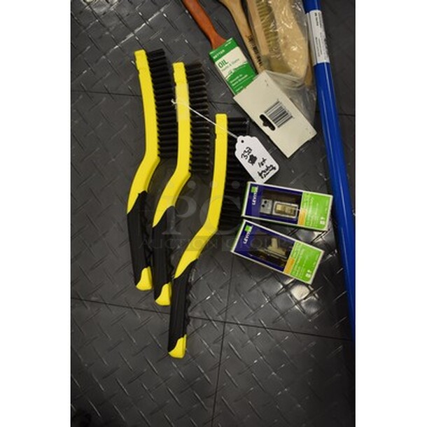ALL IN ONE MONEY! Includes Brushes, Heavy Duty Switches, and Duster - Image 2 of 5