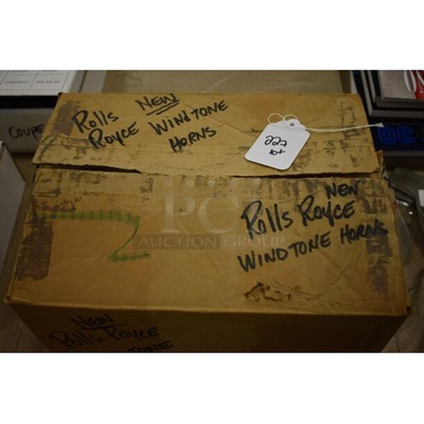 NEVER USED! Rolls Royce Windtone Horns - Image 5 of 5
