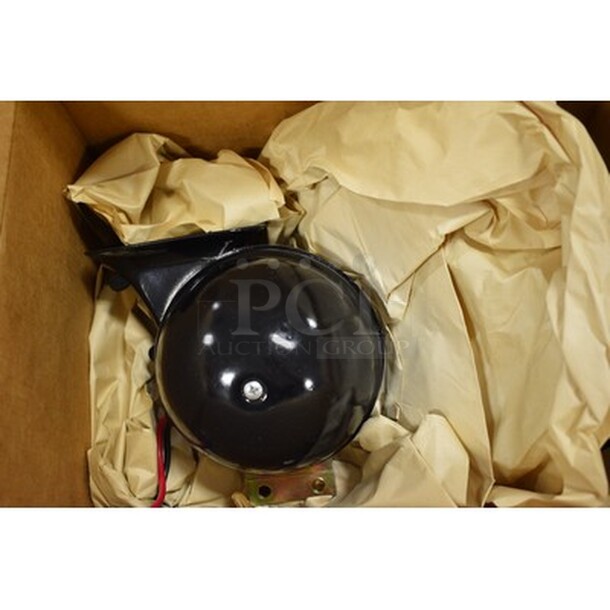 NEVER USED! Rolls Royce Windtone Horns - Image 2 of 5