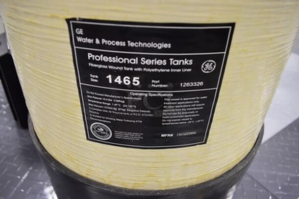 BRAND NEW! GE Fiberglass Wound Tank With Polyethylene Inner Liner Water Softener Vessel! - Image 3 of 4