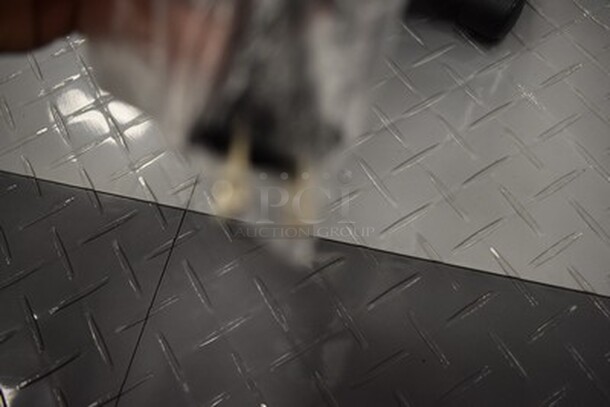 Royal AQ880 Microcut Paper Shredder On Casters. 13x9x20. Tested and Working! - Image 5 of 7
