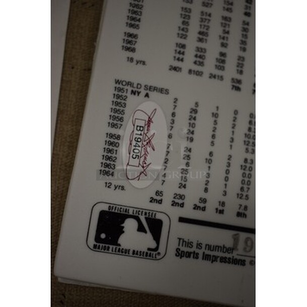 STUNNING! Mickey Mantle Autographed Porcelain Baseball Card. Comes With Certificate of Authenticity! - Image 5 of 8