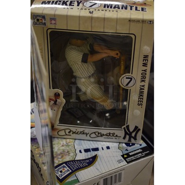 2 BRAND NEW IN BOX! Cooperstown Collection Collector's Edition Mickey Mantle Figurines! 2x Your Bid! - Image 6 of 6