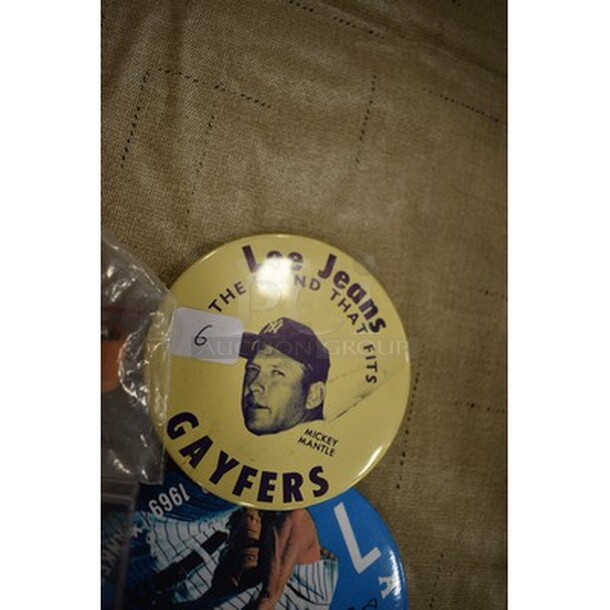 ALL IN ONE MONEY! Lot of Mickey Mantle Sports Memorabilia Including Matches and Pins! - Image 2 of 5