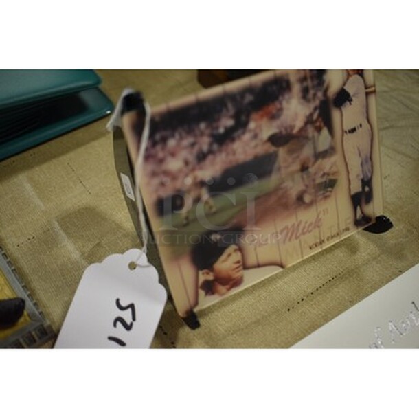 Mickey Mantle Holographic Card On Tilting Stand - Image 3 of 5