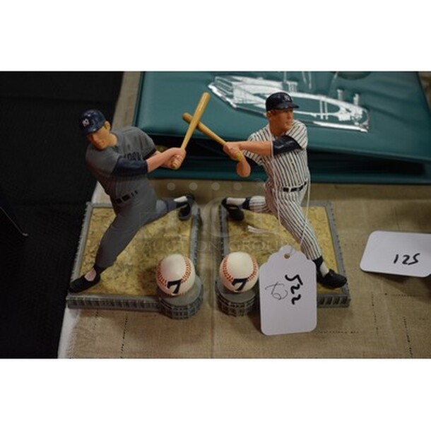 1995 Hamilton Collection Sports Impressions "Mickey Swings Home" and "The Switch Hitter Connects" Figurines From The Mickey Mantle Figurine Collection! 2x Your Bid! - Image 4 of 6