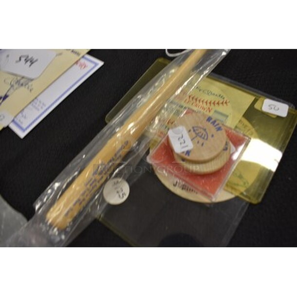 ALL IN ONE MONEY! Various Mickey Mantle Memorabilia Including Mini Bat Pen, Sticker, and More! - Image 2 of 4
