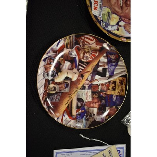 3 Mickey Mantle Collector's Plates. 6.5x1x6.5 3x Your Bid! - Image 2 of 5