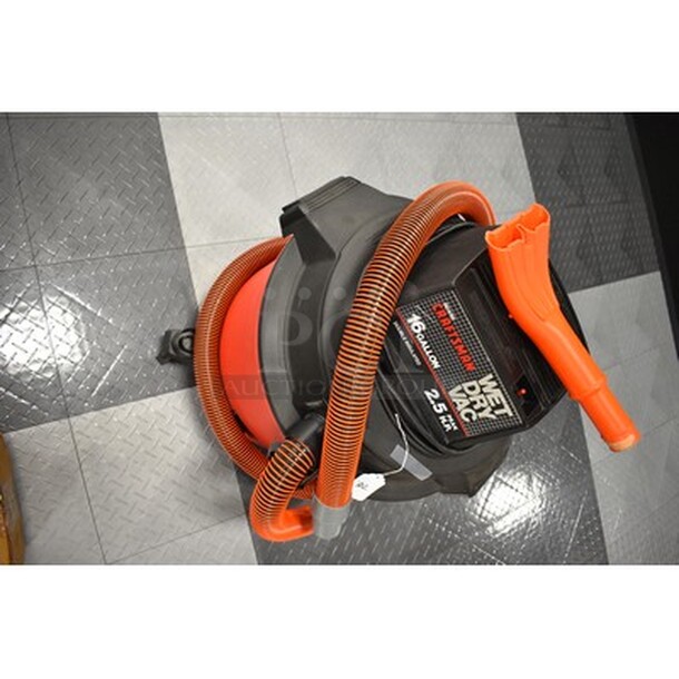 Craftsman Model 11317980 16 Gallon Wet Dry Vac! 120V, 60Hz.  - Image 8 of 8