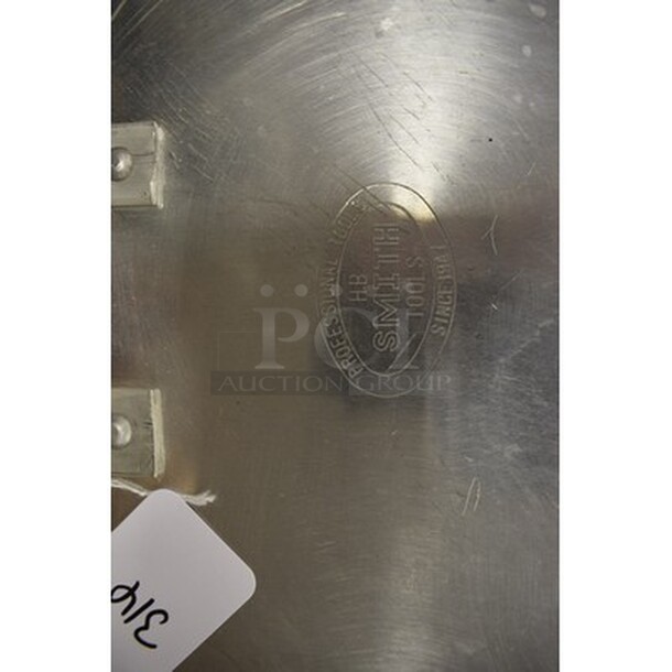 Stainless Steel Dust Pan - Image 2 of 2