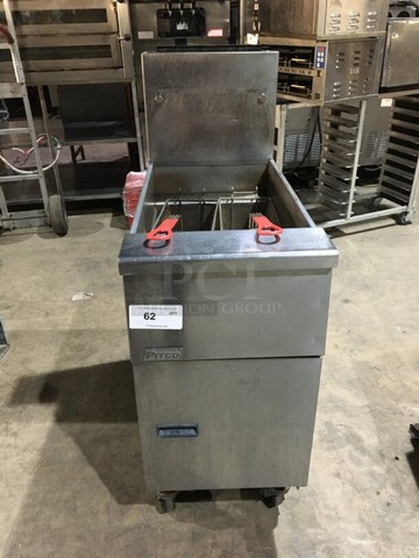 Pitco Commercial Natural Gas Powered Deep Fat Fryer! With 2 Metal Baskets! All Stainless Steel! On Casters! Model SG14!