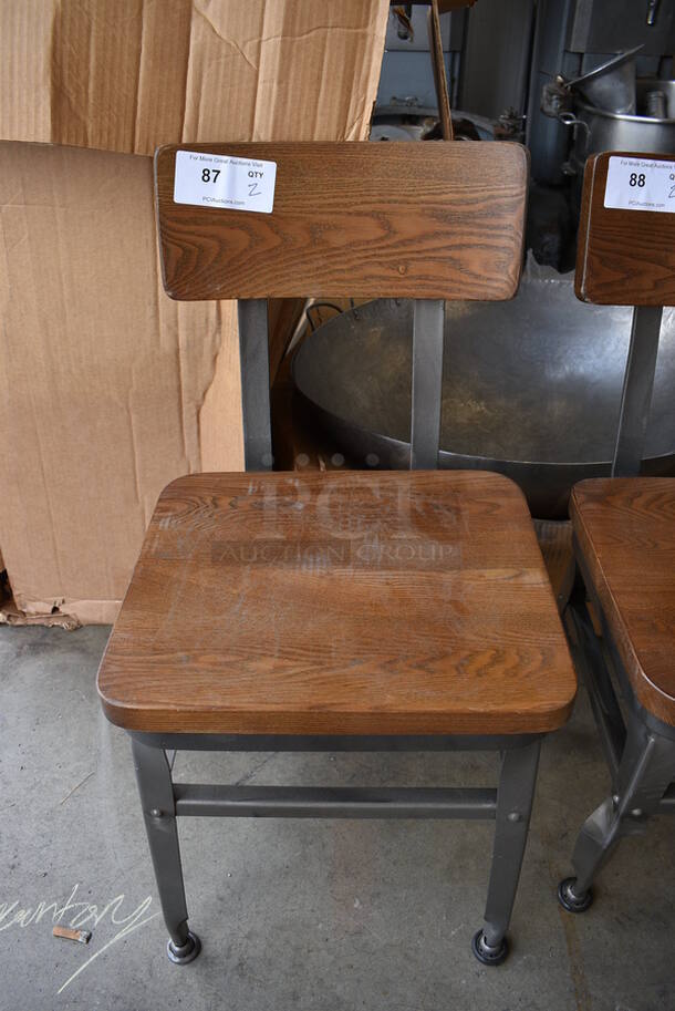 2 BRAND NEW SCRATCH AND DENT IN BOX! Wooden Dining Chairs on Metal Legs. 15x15x31. 2 Times Your Bid!