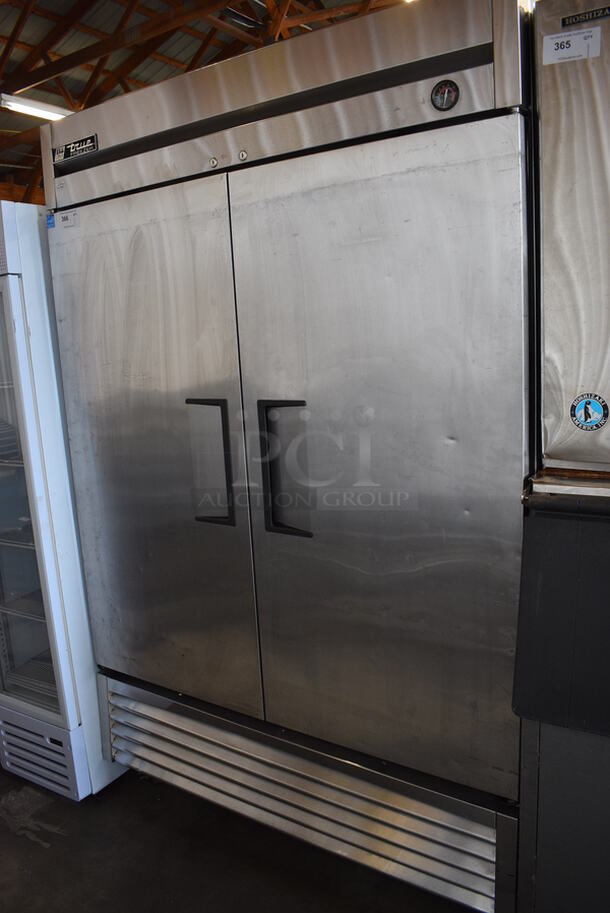 GREAT! 2010 True Model T-49F ENERGY STAR Stainless Steel Commercial 2 Door Reach In Freezer on Commercial Casters. 115 Volts, 1 Phase. 54x30x82. Tested and Working!