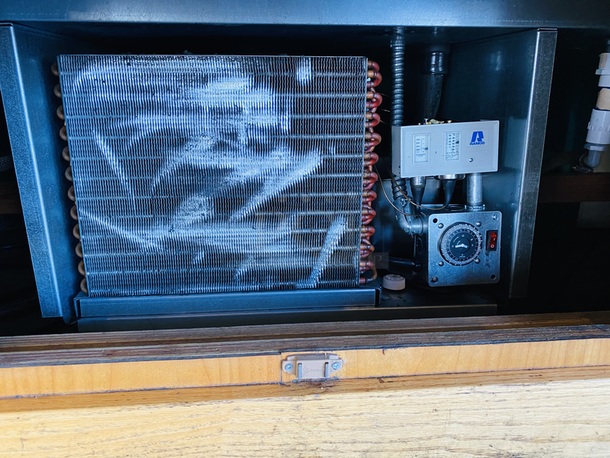 BEAUTIFUL!! Delfield N8182-FA, Forced Air Cold Pan Drop-In Unit. In Perfect Working Order. Unit holds up to (6) 12x20 Pans, 3/4 HP, 14.8Amp, 115v, 5-20 Nema Plug.     Lot Consists of: Solid Wood Serving Station, Free Standing Produce Bar with Forced Air Cold Pan Drop-In Unit on Commercial Casters, 3 Pane Glass Sneeze Guard Mounted Underneath Mirrored Angled Storage Shelf with 13 Stylish Open Top Wood Containers. Includes Extra Glass Panes. Delfield N8182-FA, Forced Air Cold Pan Drop-In Unit - 82.25” x 26.67” x 28.62” - hold up to (6) 12x20 Pans, 3/4 HP, 14.8Amp, 115v, 5-20 Nema Plug. Produce Bar is plated with stainless steel to protect the wood surface and allow for ease in sliding tray and cleaning. Overall dimensions: 103-1/2x44x72 Produce Bar/Cabinet: 100x45-1/2x33.  This piece is located on site in Modesto, CA. Shipping or Pick-Up Available. Winning Bidder must Contact PCI Auctions Southwest by 26-AUG-2020 with Arrangements for pick-up or shipping. Pick-Up for this items will not  - Image 4 of 9