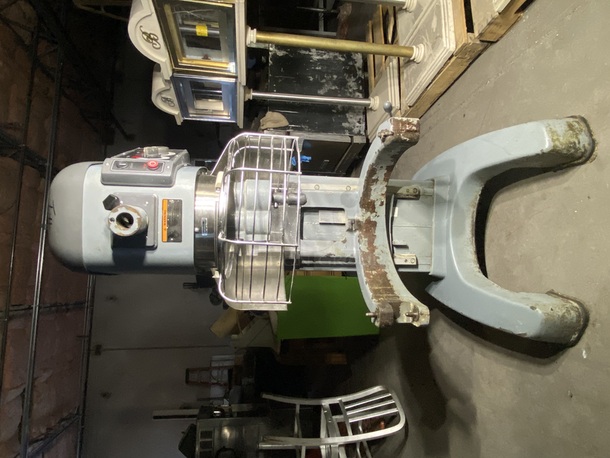 BEAUTIFUL! Hobart HL600 Legacy 60 Quart Mixer with power bowl assist. 200-240V 50/60Hz 18.0 (1 Phase) Amps 10.0 (3 Phase) Amps. FEATURES: ■ Heavy-Duty 2.7 H.P. Motor ■ Gear Transmission ■ Four Fixed Speeds Plus Stir Speed ■ Shift-on-the-FlyTM Controls ■ Patented soft start Agitation Technology ■ 20-Minute SmartTimerTM ■ Automatic Time Recall ■ Large, Easy-To-Reach Controls ■ Single Point Bowl Installation ■ Power Bowl Lift ■ #12 Taper Attachment Hub ■ Open Base ■ Stainless Steel Bowl Guard ■ Metallic Gray Hybrid Powder Coat Finish  **Bowl, Bowl Truck and, Hook Are Not Included - Featured in separate lots** - Image 9 of 9