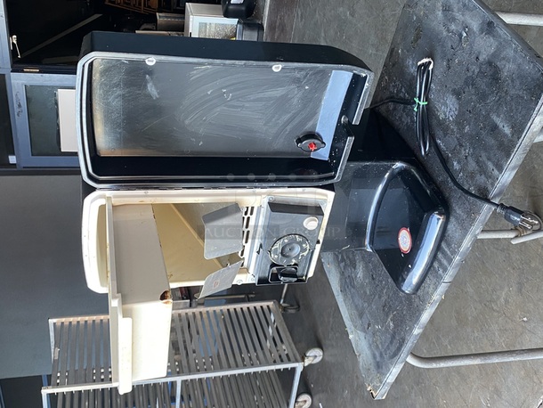 WORKS LIKE NEW Cheese Sauce Dispenser - AFP Dispenser, Inc M/N Sierra 200w 120v 60hz - Image 7 of 7