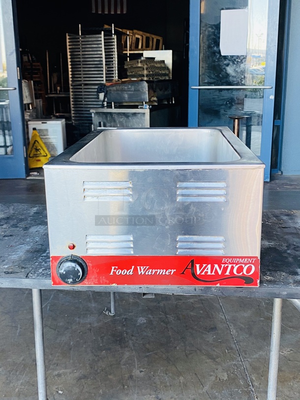 NICE! Avantco Warmer. 1200w 120v 60hz. Tested. Gets HOT QUICK! 14-5/8x22-1/2x9-1/8 - Image 2 of 6
