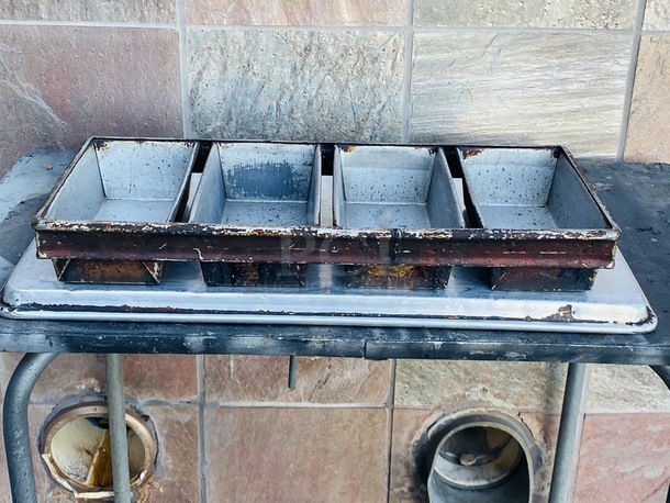 SOLID 4 Loaf Bread Pan 22x9-3/4x3 - Image 3 of 6