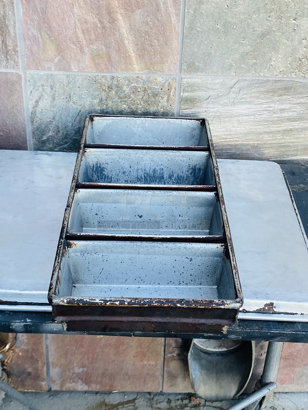 SOLID 4 Loaf Bread Pan 22x9-3/4x3 - Image 4 of 6