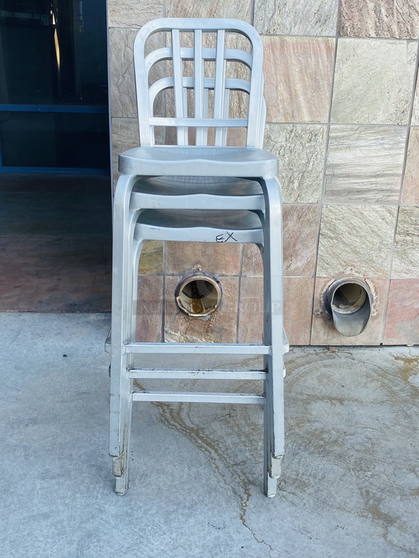 BEAUTIFUL! Set of (3) Hightop Light Weight Aluminum Chairs.  16x17-1/4x43-1/4    3x Your Bid - Image 7 of 7