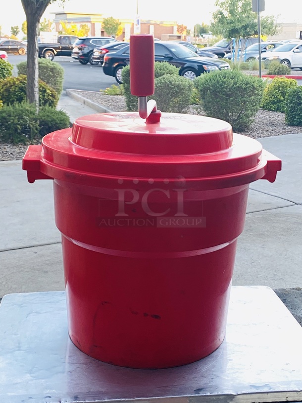 LIKE NEW!! Chef Master 5gallon Salad Spinner/Dryer with Break. - Image 4 of 7