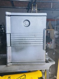 AMAZING!! Cambro ULTRA PAN CARRIER® - UPC400

Rotomolded for maximum durability
Molded in rails for seamless construction
Single 9” nylon latch offers fast and secure access
CFC-free insulation ensures food safety 4+ hours
No electricity needed, goes anywhere!
Pop-up vent for humidity and pressure control
Fits up to six full-size GN 1/1 pans
Also accommodates GN 1/2 and GN 1/3 pans
Easily stacked to maximize catering or kitchen space
Dishwasher safe
NSF Listed