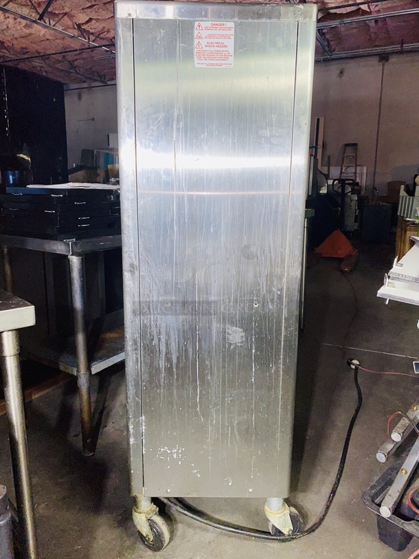 SHAKE MACHINE! Taylor Co. Model No. 441.27A Shake machine, non-heat treatment type with one (1) 7-quart freezing cylinder and one 20-quart mix hopper. Includes front mounted panel spinner and three (3) compatment refrigerated syrup rail.  On Commercial Casters 208-220V 60Hz 1Ph. 18x30x57-1/2 - Image 3 of 7