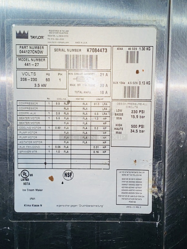SHAKE MACHINE! Taylor Co. Model No. 441.27A Shake machine, non-heat treatment type with one (1) 7-quart freezing cylinder and one 20-quart mix hopper. Includes front mounted panel spinner and three (3) compatment refrigerated syrup rail.  On Commercial Casters 208-220V 60Hz 1Ph. 18x30x57-1/2 - Image 6 of 7