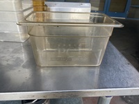 AWESOME!! Cambro Camwear 1/4 Size Clear Polycarbonate Food Pan - 4" Deep

Length	10 7/16 Inches
Width	6 3/8 Inches
Depth	4 Inches
Capacity	2.7 qt.
Color	Clear

4x Your Bid 