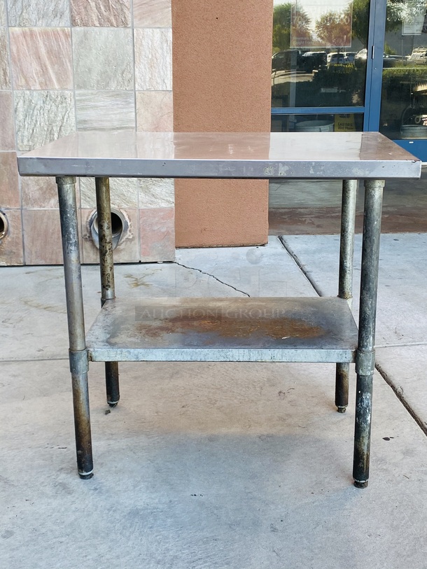 AWESOME!! Stainless Steel Work Table with Under-shelf.

48x30x41

 - Image 4 of 7