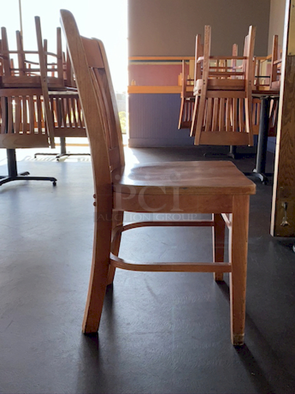 AMAZING! Wood Dining Room Table Seats 4 48x30x29-1/2     This lot located on site in Modesto, CA. Pick-up is scheduled for the weekend of 28-AUG-2020. Shipping is Available. Winning Bidder Must Contact PCI Auctions Southwest by 26-AUG-2020 to Confirm Shipping or Pick-Up Arrangements. - Image 4 of 8