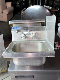 SWEET! Production Line Hand Sink With Right Side Splash Guard, Custom Model No. PL-SHS-1, wall mount, 10" front-to-back x 14" wide x 6" deep, 304 s/s, 8" backsplash with gooseneck faucet, non-drop edges on 3 sides.

Overall Dimensions: 16x16-1/2x18