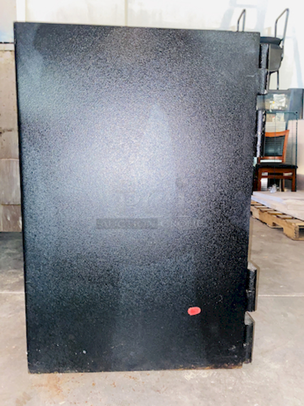 SOLID & SECURE! Combination Standard Safe and Cash Drop Box. This Lot includes: The combination, (2) Keys and, all Important Documentation. - Image 4 of 7