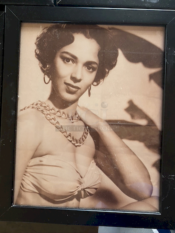 COLLECTORS DREAM! Framed Photos Of Various TV and Movie Stars. 

6x Your Bid - Image 2 of 6