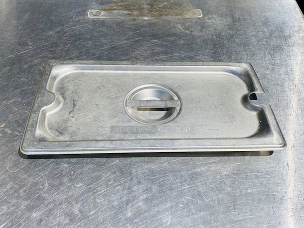 5 Stainless Steel 1/3 Pan Lids with Ladle Cut Out.5x Your Bid - Image 2 of 2