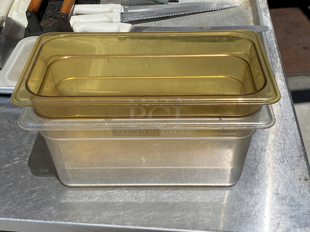COMBO LOT! (2) Polycarbonate and (3) Stainless Steel 4inch  Deep 1/3 Pans.

5x Your Bid