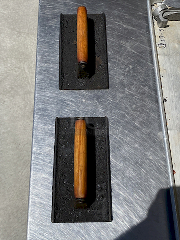 HEAVY WEIGHT! Cast Iron, Wood Handled, High Heat Resistant Weights! Work great on any and all cooking surfaces!! Clutch at home and the office

2x Your Bid  - Image 2 of 2