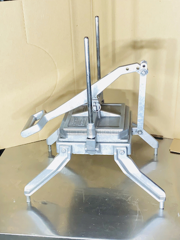 SWEET!! Nemco 55650 Easy Lettuce Kutter (Cutter). 13x18x20 - Image 3 of 9