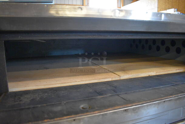 AWESOME! Baker's Pride Model DS805 Stainless Steel Commercial Natural Gas Powered Single Deck Pizza Oven w/ Cooking Stones on Metal Legs. Unit Has Been Recently Refurbished! 66x43x50 - Image 7 of 7