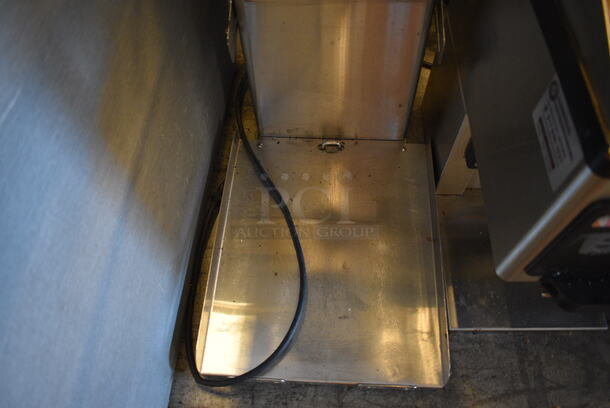 NICE! 2009 Bunn Model ITCB-DV Stainless Steel Commercial Countertop Iced Tea Machine w/ Poly Brew Basket. 120 Volts, 1 Phase. 10x24x34 - Image 4 of 5