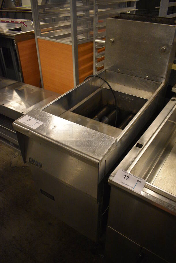 NICE! 2014 Pitco Frialator Model SG14 Stainless Steel Commercial Floor Style Natural Gas Powered Deep Fat Fryer on Commercial Casters. 122,000 BTU. 15.5x34x47 - Image 4 of 7