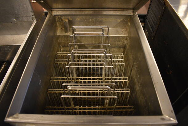 GREAT! Pitco Frialator Model RTE14SS-HH Stainless Steel Commercial Floor Style Electric Powered Rethermalizer on Commercial Casters. 208 Volts, 3 Phase. 16x35x42.5 - Image 4 of 8