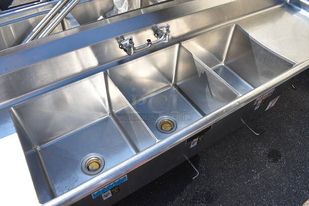 Stainless Steel Commercial 3 Bay Sink w/ Dual Drainboards. 106x25x25. Bays 18x19x12. Drainboards 24x21x1 - Image 3 of 3